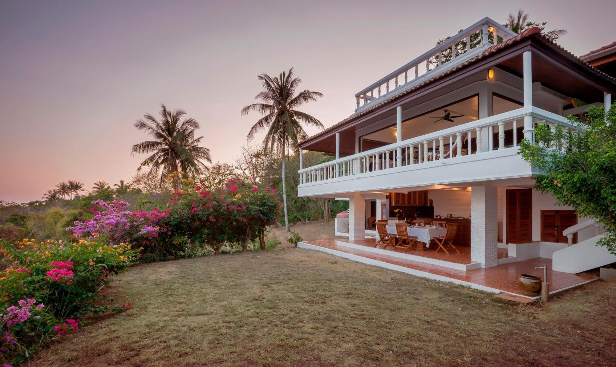 Baan Khunying - Secluded Phuket Beachfront Villa Rawai Ngoại thất bức ảnh