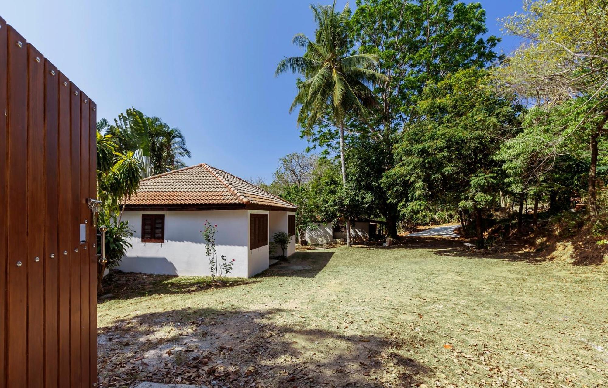 Baan Khunying - Secluded Phuket Beachfront Villa Rawai Ngoại thất bức ảnh