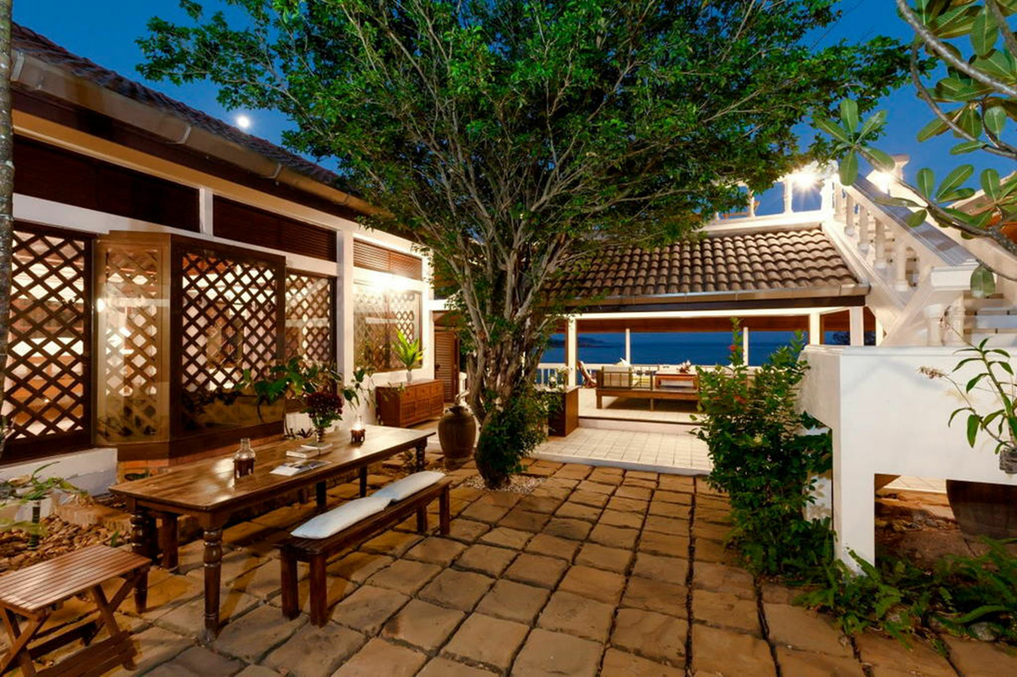 Baan Khunying - Secluded Phuket Beachfront Villa Rawai Ngoại thất bức ảnh