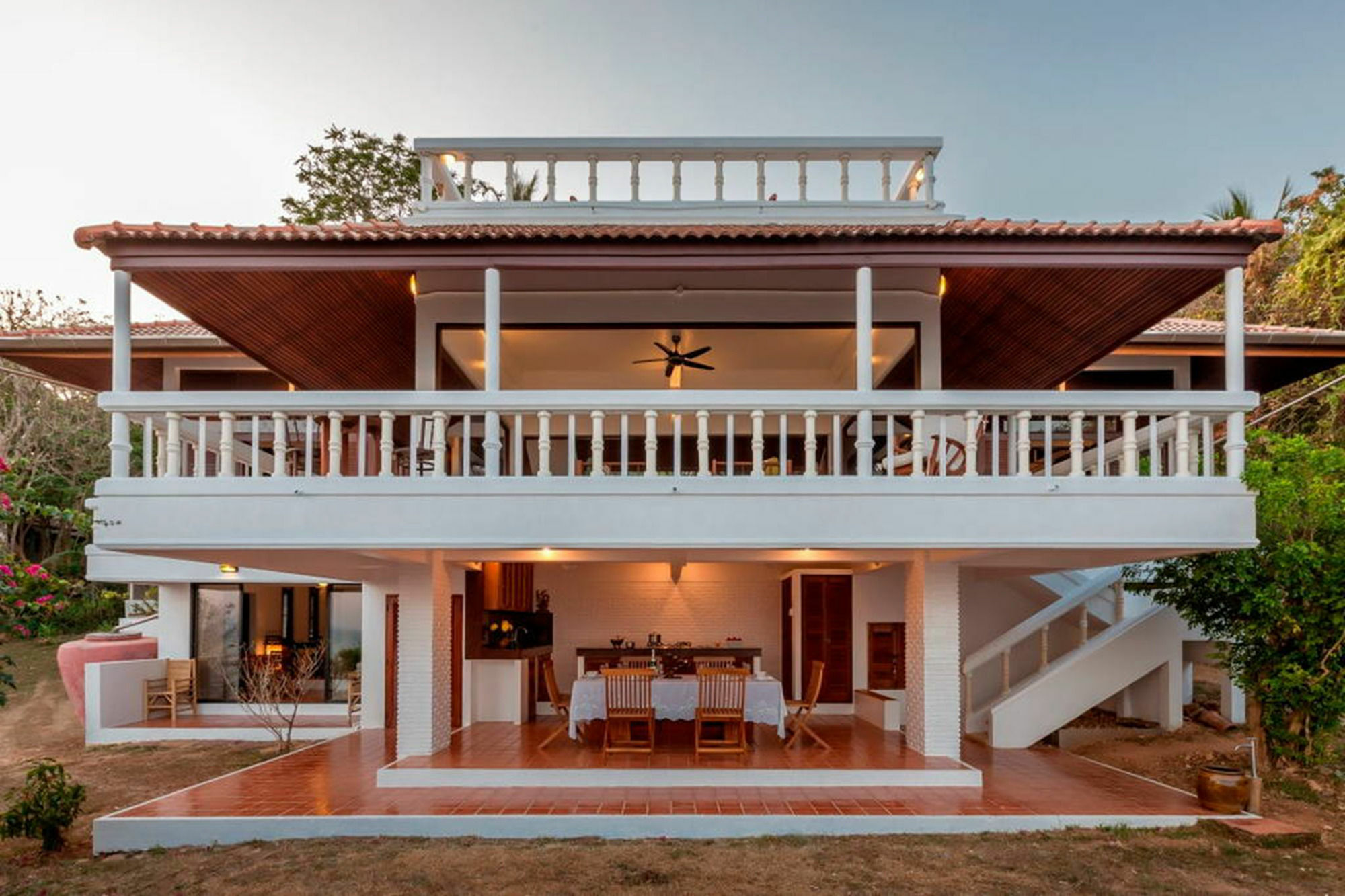Baan Khunying - Secluded Phuket Beachfront Villa Rawai Ngoại thất bức ảnh
